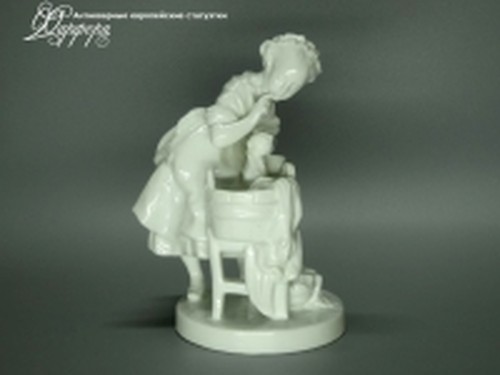 Фарфорвая статуэтка Германия Meissen